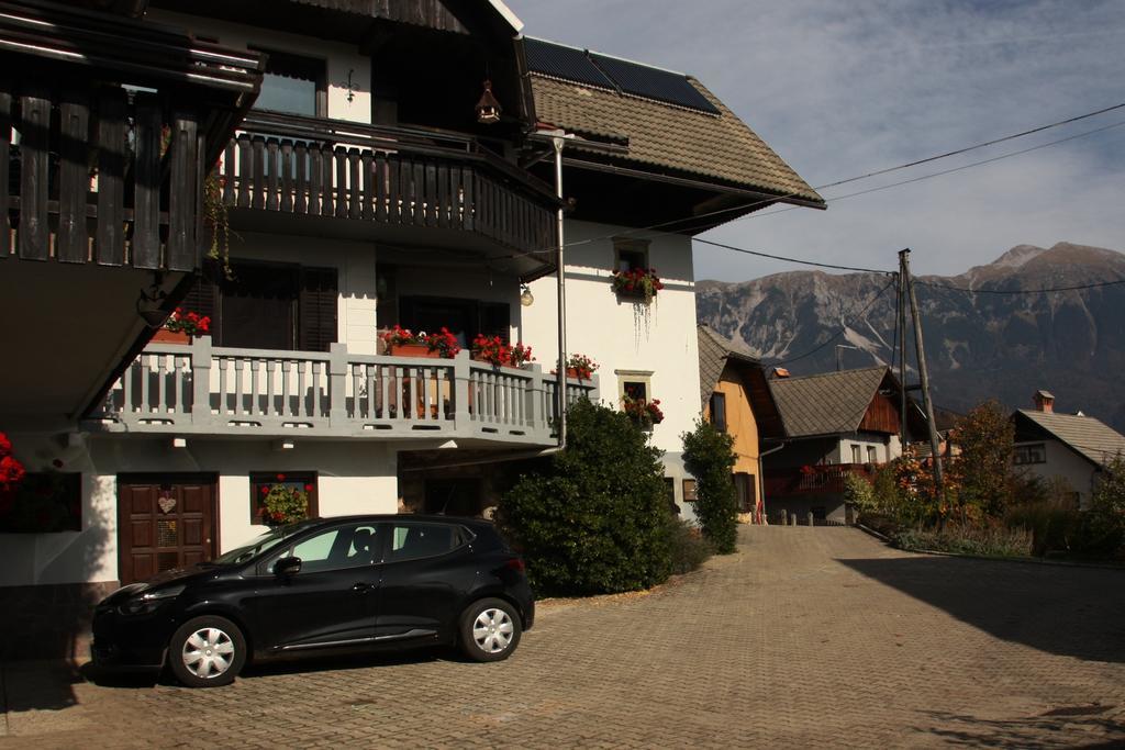 Garden Apartments Maria Bled Ruang foto